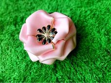 为啥我做出来的这么难看，哪里错了嘛，好郁闷。。。