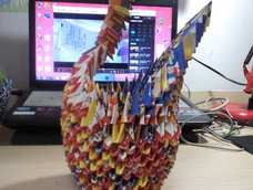 传单纸做的，颜色没那个好看，不过我也很喜欢