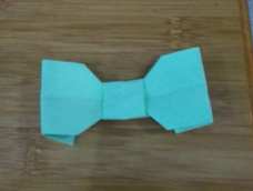 过几天就期末了,折个蝴蝶结放松一下