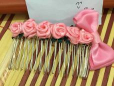 绿色丝带剪短了,还是小花做大了!