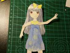 因为家里没有双面胶，只好用白乳胶黏，过程作死qaq做破无数个关节累死我qaq，不过还是做成了 (ฅ>ω