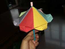 第一次做纸伞。😄😺👍