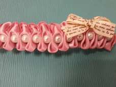 手工虐我千百遍我待手工如初恋,缝纫不是我的菜,从12点搞凌晨三点多,不满意拆了重新坐,虽然还是有不完美的地方,但是做完了还是满心欢喜。坚持,尽力就好,不是吗?期待下一次的手工。希望毛丫带给我们喜欢手工的人,更多的机会和惊喜!