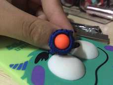 方法很实用呐，没找到好看的石头和珠子，就随手捡了个好像蛋黄的珠子，随意了点不要介意