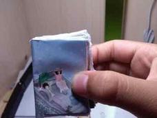 做的不好，勿喷。😅做的稍稍有些改变，但是还挺好的。用在娃娃上好合适，不错!