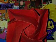 这个玫瑰🌹折了好久,手残伤不起😭