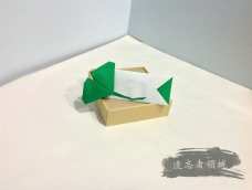 折纸 银杏叶筷袋 [教程引导]
一纸成型，不剪不切。