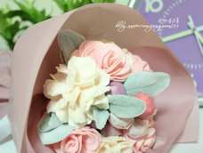 【安泰】教程分享
这是我在韩网看见的手捧花，今天终于找到了教程，美美哒～心动指数百分百～