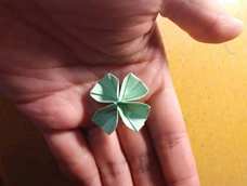 萌萌哒四叶草