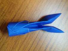 需要看后面怎么折的，请看照片