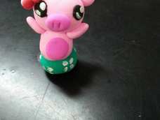 还行吧？我做的不好，眼睛太大了……妈妈竟然认不出来这是一头猪🐷╮(╯▽╰)╭我还要加把劲！