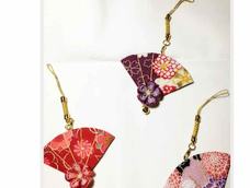 春天啦，弄个美美哒和风小扇子来装饰包包手机吧（教程已出）