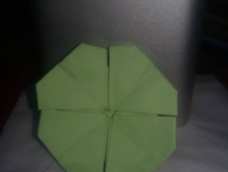 中间也不像啊？哪里错了？？？