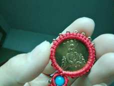 纪念币的位置没有摆好😂😂