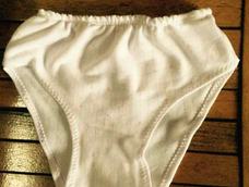 谢谢分享，跟着你的教程，第一次做的小内内，只是那个腰部松紧怎么弄的不匀称，不知道这个是不是有技巧，总之很感谢！