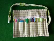 应女儿的要求,又做了一个。比教程中的宽的那条边窄了3厘米。