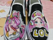 给自己的情侣鞋(๑• . •๑)