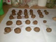 可能是我蒸的方法有问题，梨子太硬了，很不容易捣烂。