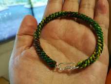 还是单色的好看,这个太难看了。