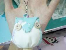 _(:з)∠)_眼睛找不到黑色纽扣了……