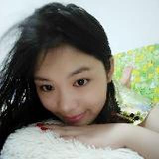 小小筱  