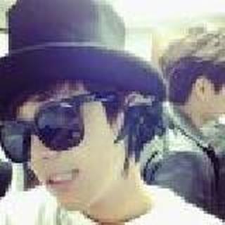 我姓叶，是文盲