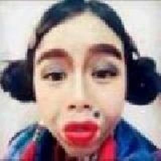 草莓味的你 🍓