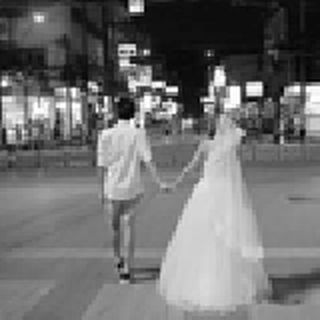 他是阳光暖人心i