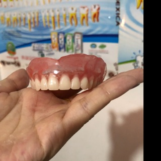 牙齿护理员