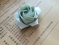 这是五边形纸折的玫瑰（要学的回我）