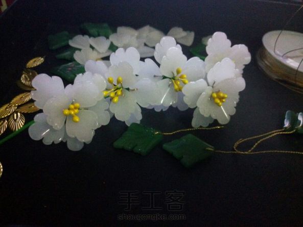 绑了一堆花花 第1张