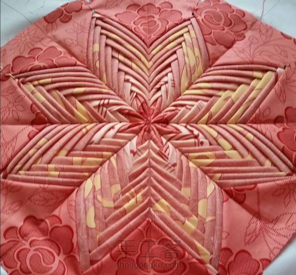 换个样子的拼布坐垫 第4张