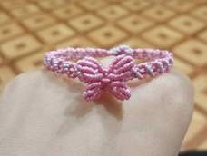 给同事家小姑娘做的手链,小蝴蝶教程很好用,谢谢~