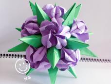 花球十一号
还是蓝色花好看，紫色花折出来的效果不如人意。