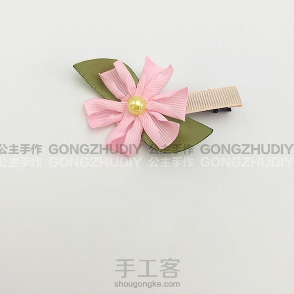 【公主手作】一款甜美又小清新的花朵发夹  🎀(原创

不多说，点进来看教程 第1张