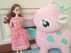 女儿十块钱买的娃娃真的是拿不出手!