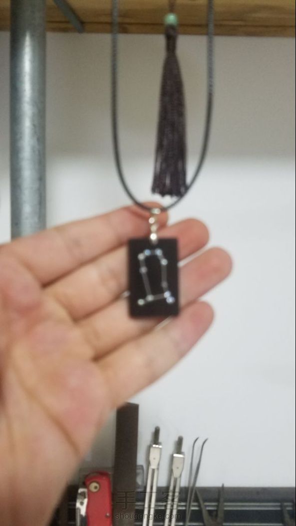 莫桑石第二发，偶然发现不对焦可以看出火彩😆 第1张