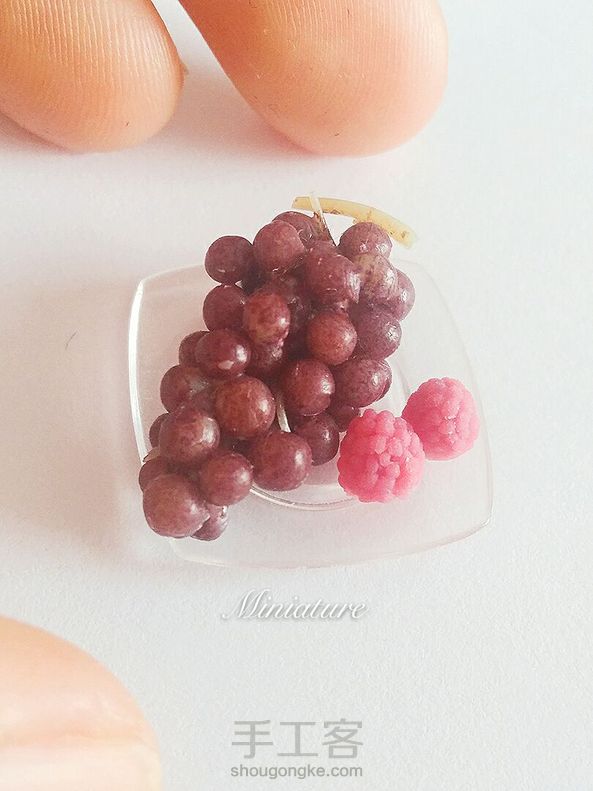 软陶葡萄，好久没撸土了，😢昨晚睡不着做哒，勉强看看教程吧，真心没好好拍😂