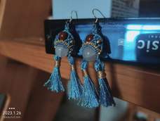 好喜欢好喜欢
(。・ω・。)ノ♡
蓝色+金色+红色 感觉超级好看