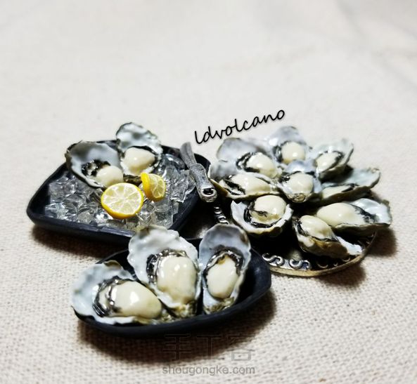 最近很迷生蚝🤗之前也做过，现在有取模土了更方便了，所以又微缩了20只😁感觉比较之前的还有一点进步的，更肥美了😁生蚝季听说快过了，天又热了，在重庆新鲜想吃不容易呀😄 第1张