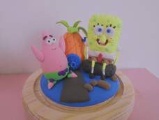 做成了一个小场景，有派大星、海绵宝宝就足够温馨了～
海绵宝宝有教程的哦