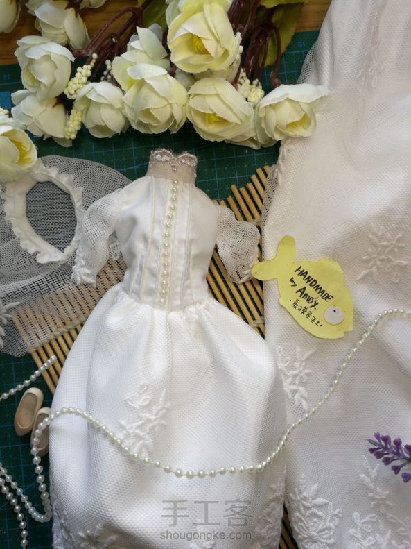 可儿体婚纱，上次没发出去？袖套改造的婚纱礼服。教程有。