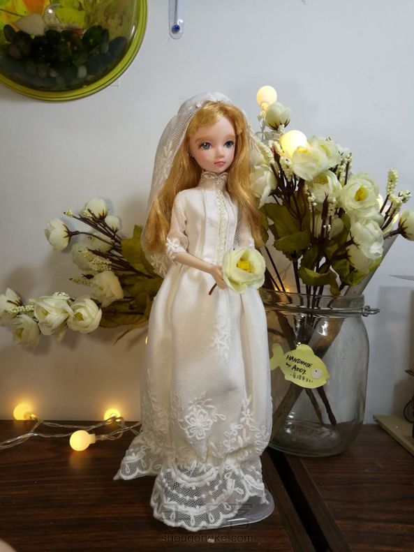 可儿体婚纱，上次没发出去？袖套改造的婚纱礼服。教程有。 第2张