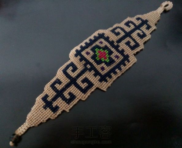 能完成这个完全要谢谢二表姐送的各色散线！话不多说，交作业！