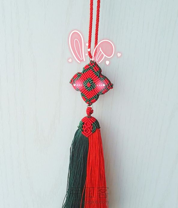 感谢万能的教程，有所改动……最近喜欢红配绿～～