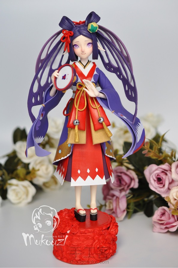 偶的小蝴蝶来了！阴阳师里的人物、衣服、小饰品都好喜欢！用粘土也来做一个！^_^