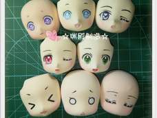 停不下来哈哈哈哈，画脸好有趣😂
为了省事用模具，总有点问题
比如印子啥的，比如起个痘长个包啥的。。。
喜欢左边6个😳