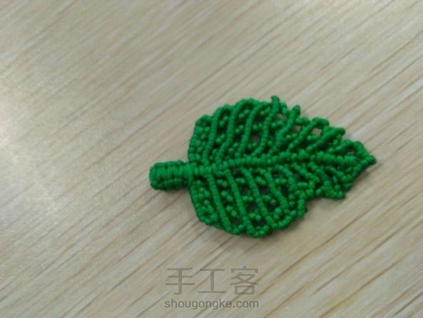 一不小心编错了，感觉被虫咬了似的。哈哈哈
