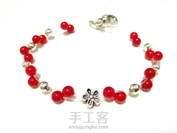 很漂亮的手链，谢谢啦:: ೖ(⑅σ̑ᴗσ̑)ೖ ::