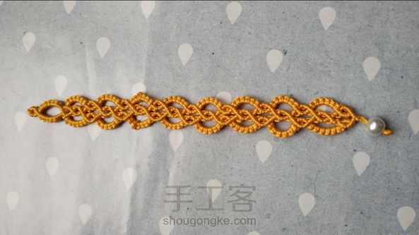 觉得外圈小一点更好看
